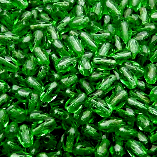 50pcs Czech Fire Polished Faceted Glass Olive Beads 6x4mm Chrysolite