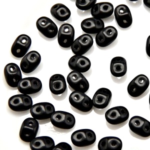 50pcs Czech Two Hole Pressed Glass Matubo SuperDuo Seed Beads 2,5x5mm Jet Matte